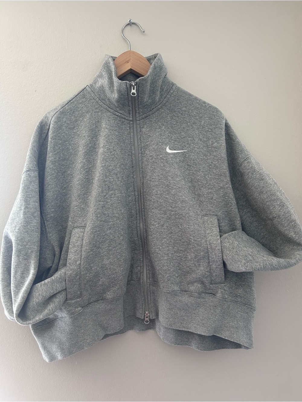 Nike Women's Heather Gray Zip-Up Funnel Neck Bomber Jacket